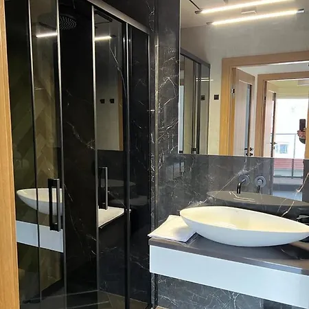 Appartement Ogrody Pieniawskie 37 *